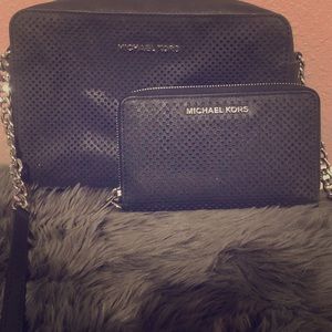 Black Michael Kors cross body and wallet